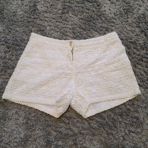 Zara white lace cotton shorts size M/28 - Picture 1 of 4